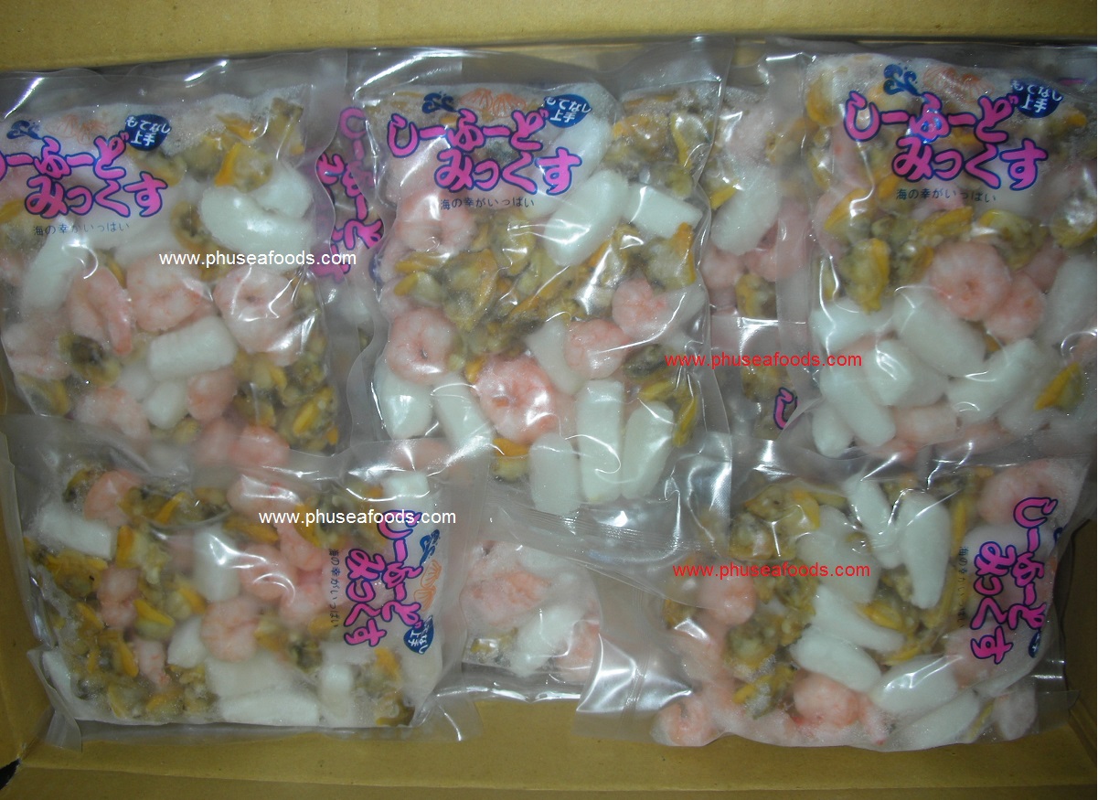 Seafood-mixed on packing step